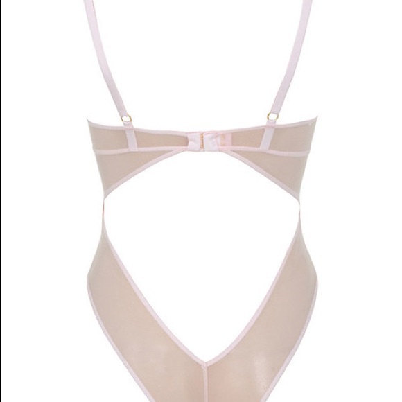 House of CB - Nadia lace bodysuit - Picture 5 of 10